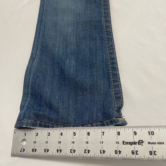 True Religion Bobby Destroyed Denim Jeans Size 27 X 29 - Picture 5 of 8